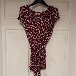Le Lis Burgundy Floral Blouse